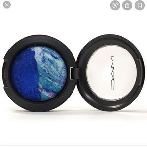 Mac cosmetics eye shadow - sea and sky